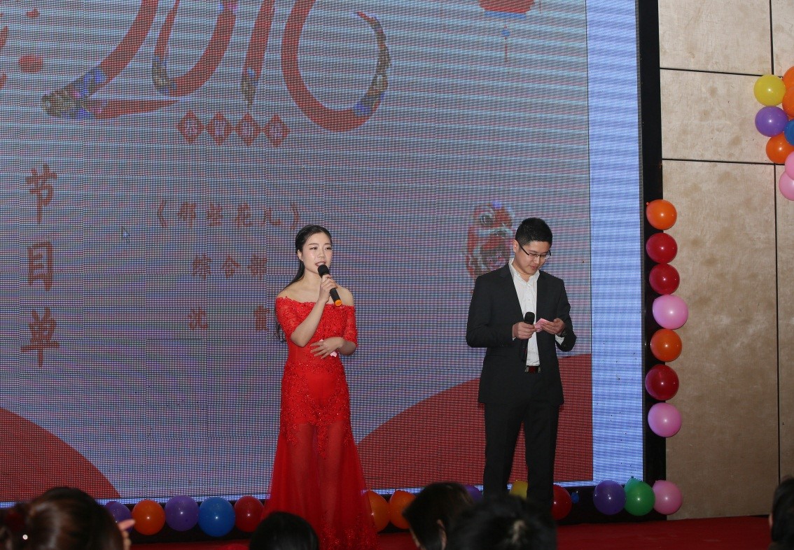 安徽得潤(rùn)電氣2016迎新晚會(huì)（www.atycy.com）全國統(tǒng)一客服熱線：400-0551-777