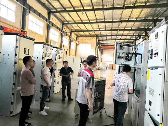 進(jìn)行調(diào)試工作