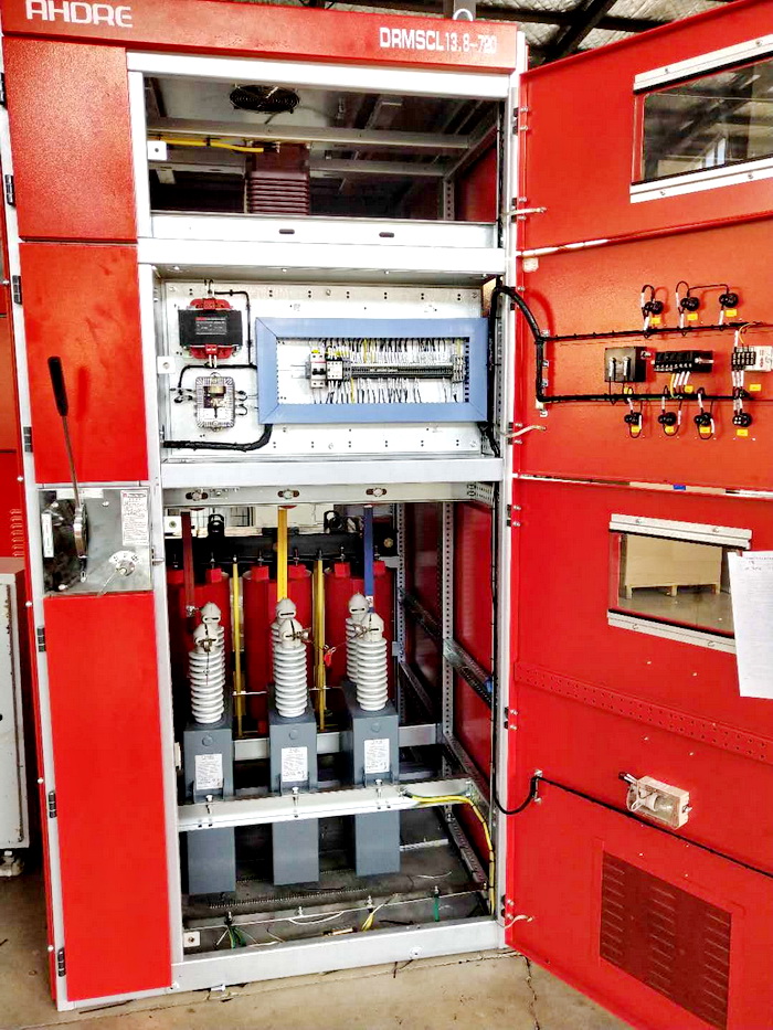 得潤(rùn)電氣 無(wú)功自動(dòng)補(bǔ)償裝置